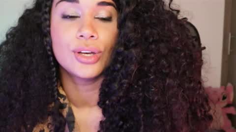 You want to talk to me more personal follow me in My Channel VIP  50 the discount       online show from 02.12.25