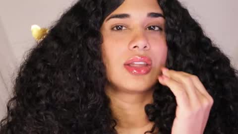 You want to talk to me more personal follow me in My Channel VIP  50 the discount       online show from 02.17.25