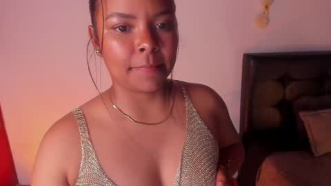 Paula  add me on snap online show from 01.05.25