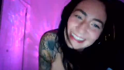 Snapshot of sp1cy_whitethangs chatting on 07.17.26 Spicywhitethangs online show from 07.17.26