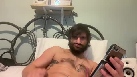 Snapshot of spacecase843 chatting on 01.27.25 TrndSettrz online show from 01.27.25