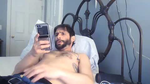 Snapshot of spacecase843 chatting on 02.24.25 TrndSettrz online show from 02.24.25