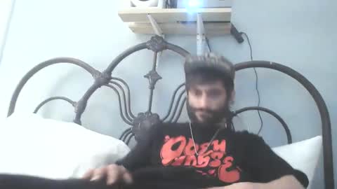 Snapshot of spacecase843 chatting on 03.09.25 TrndSettrz online show from 03.09.25