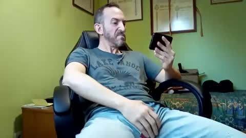 Manu  online show from 02.22.25