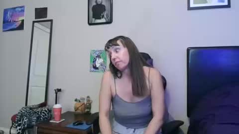 Snapshot of sparkle_pinuppp chatting on 10.20.25 Tip 1 token  Follow me on instagram  Sparkle pinuppp online show from 10.20.25