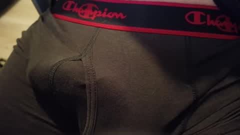 Snapshot of sparklenuts17 chatting on 02.12.25 sparklenuts17 online show from 02.12.25