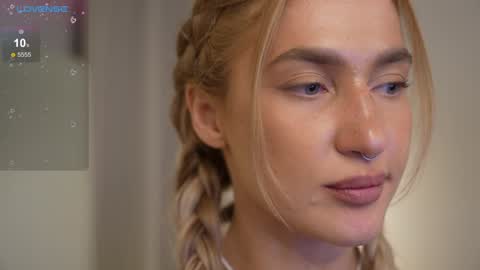 Snapshot of sparks__daisy chatting on 12.22.24 DAISY online show from 12.22.24