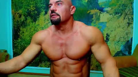 Snapshot of spartacusdom chatting on 02.03.26 spartacusdom online show from 02.03.26