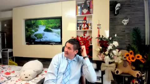 Snapshot of spartandaddy48 chatting on 04.27.26 Spartan online show from 04.27.26