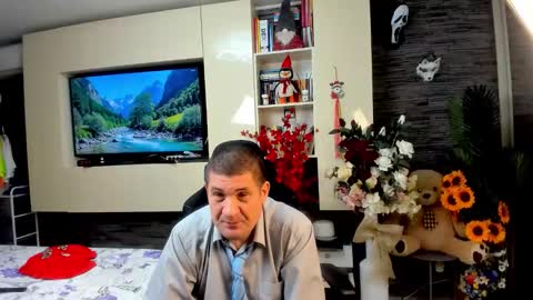 Snapshot of spartandaddy48 chatting on 05.16.26 Spartan online show from 05.16.26