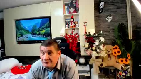 Snapshot of spartandaddy48 chatting on 05.17.26 Spartan online show from 05.17.26