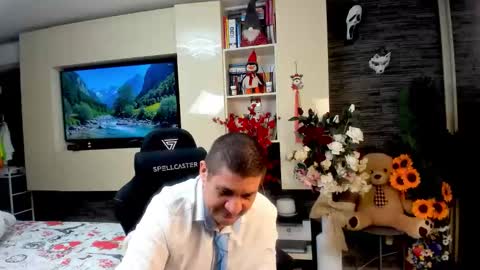 Snapshot of spartandaddy48 chatting on 05.20.26 Spartan online show from 05.20.26