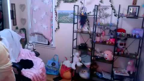 Snapshot of spawnofademon chatting on 10.28.25 spawnofademon online show from 10.28.25