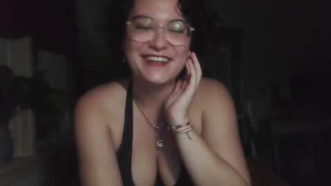 Snapshot of spiceberrybb chatting on 09.20.25 spiceberrybb online show from 09.20.25