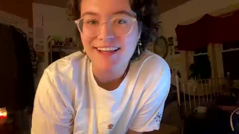 Snapshot of spiceberrybb chatting on 10.14.25 spiceberrybb online show from 10.14.25