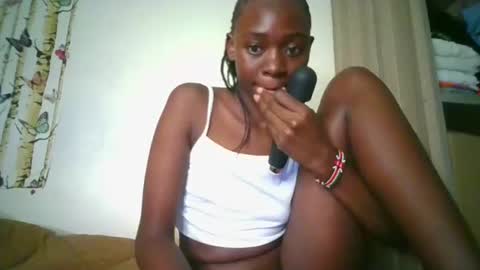 Snapshot of spicedebony13 chatting on 06.24.26 spicedebony13 online show from 06.24.26