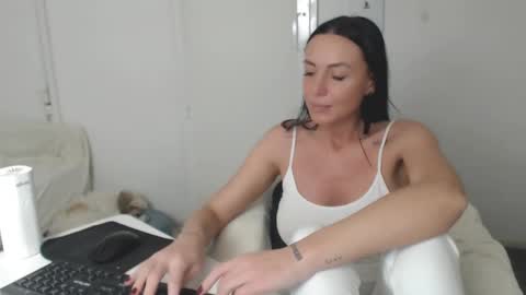 Carla online show from 01.23.25