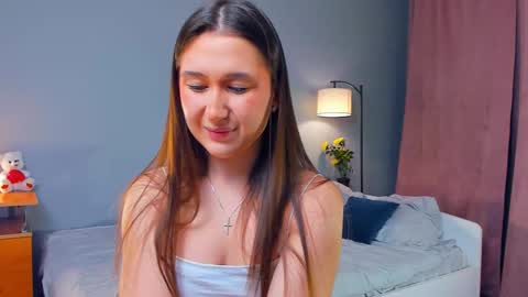 Snapshot of spiceofalex chatting on 12.14.25 Elva online show from 12.14.25