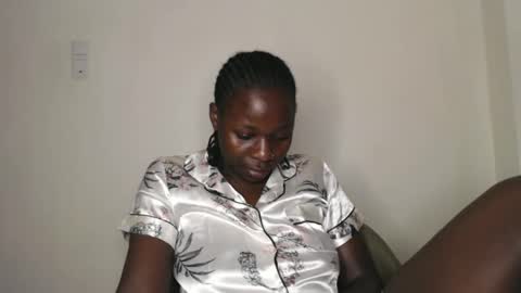 Snapshot of spicy_boobs chatting on 01.20.25 Spicey online show from 01.20.25