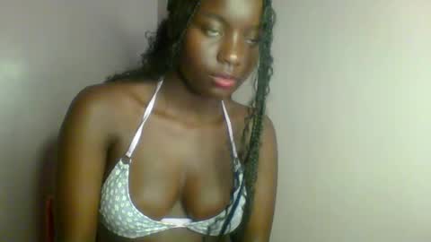 Snapshot of spicy_choco chatting on 10.08.25 spicy online show from 10.08.25