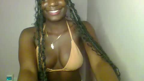 Snapshot of spicy_choco chatting on 10.15.25 spicy online show from 10.15.25