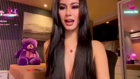 Snapshot of spicycarolina chatting on 06.20.26 CAROLINA online show from 06.20.26