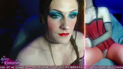 Snapshot of spicykendra chatting on 09.21.25 Kendra online show from 09.21.25