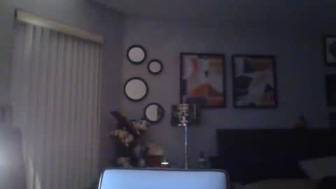 Rose online show from 12.23.25