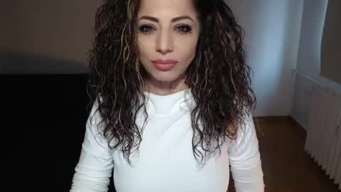 Doll online show from 01.26.25