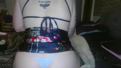 sporegeous online show from 04.18.26