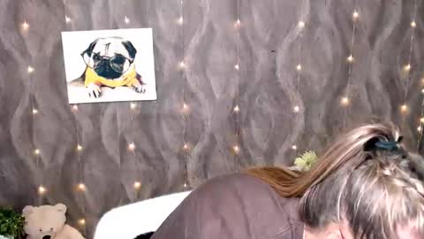 Karina online show from 09.09.25