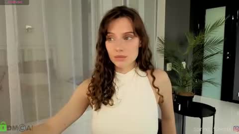 Snapshot of spring_forestxx chatting on 06.15.26 Lily my new acc3 online show from 06.15.26