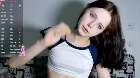Snapshot of sqsonya chatting on 07.23.26 marunyashh online show from 07.23.26