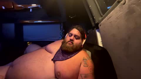 Your Pal Squeaks online show from 02.04.25