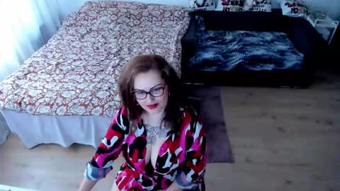 Kim online show from 12.21.25