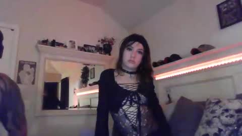 Snapshot of squirtlegrl chatting on 11.14.25 squirtlegrl online show from 11.14.25