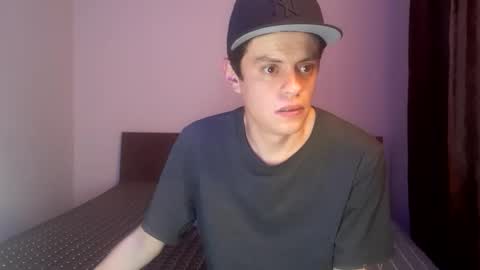 Snapshot of sr_bolaiinas chatting on 12.17.24 sr_bolaiinas online show from 12.17.24