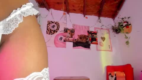 srsexy98 online show from 10.30.25