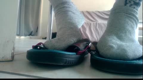 Snapshot of ssenzo chatting on 12.17.24 ssenzo online show from 12.17.24