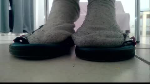 Snapshot of ssenzo chatting on 12.28.24 ssenzo online show from 12.28.24