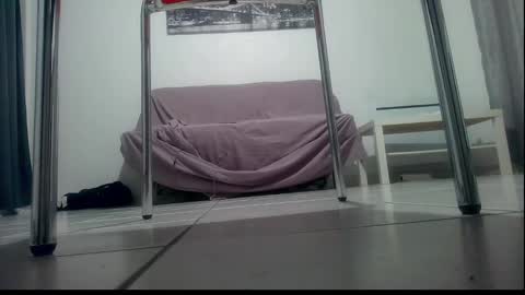 Snapshot of ssenzo chatting on 01.28.25 ssenzo online show from 01.28.25