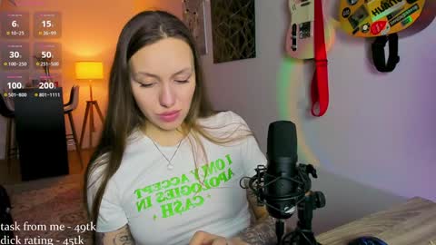 Anni if Im offline for a long time Im depressed feel free to support me offline online show from 12.20.24