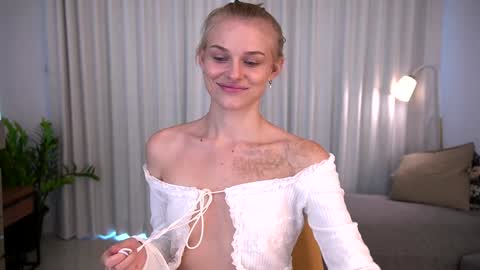 Scarlett online show from 12.17.24