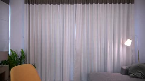 Scarlett online show from 12.31.24