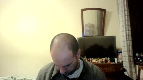 Snapshot of sstrasser chatting on 01.04.25 ShYgUy online show from 01.04.25