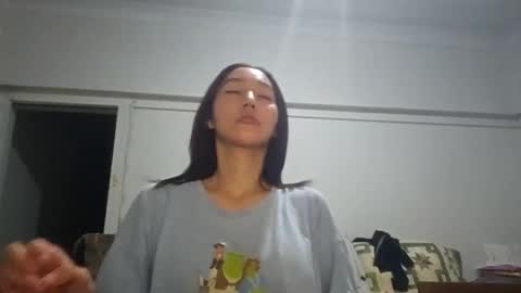 Snapshot of ssunya3388 chatting on 02.28.25 I am online show from 02.28.25