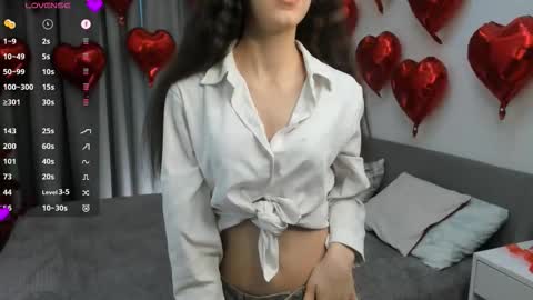 Snapshot of staceeschwalm chatting on 02.14.26 Margo online show from 02.14.26