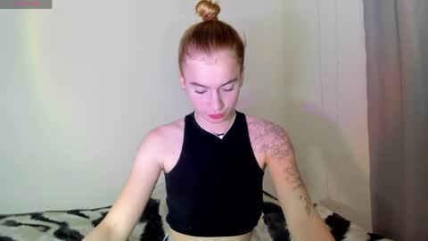 Snapshot of stacey_brow chatting on 05.14.26 stacey online show from 05.14.26