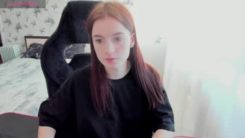 Snapshot of stacey_brown chatting on 01.16.25 Stacey GMT5 Mo Tu We Th Fr Sa 3am -10am online show from 01.16.25