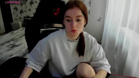 Snapshot of stacey_brown chatting on 01.22.25 Stacey GMT5 Mo Tu We Th Fr Sa 3am -10am online show from 01.22.25